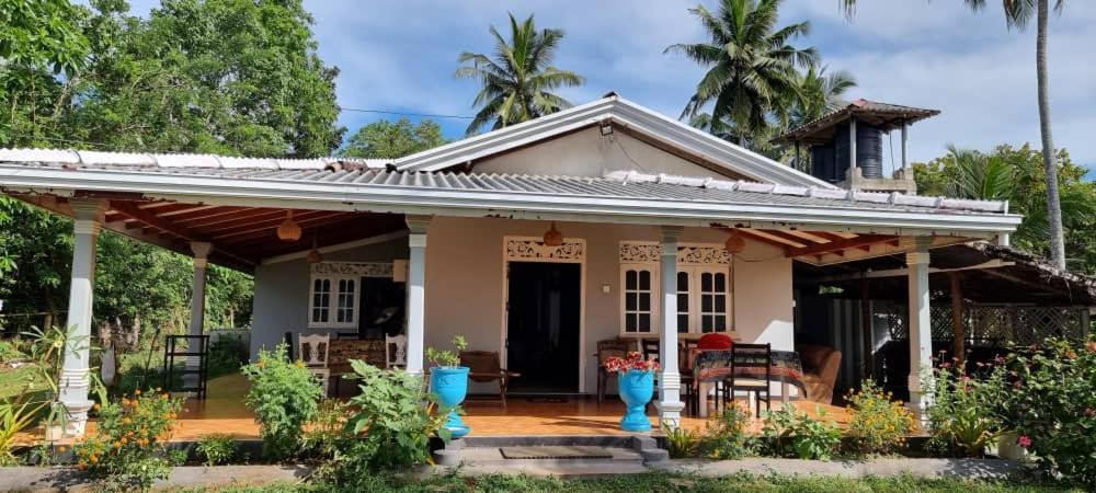 Tehan Homestay Dickwella Exterior photo